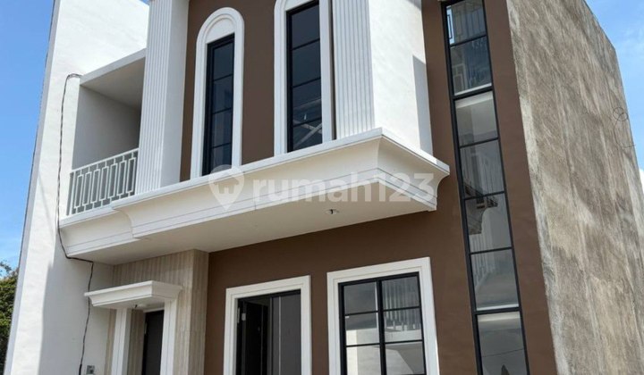 When Else, Invest in a Villa with 10% Annual ROI, Close to Premier Tourist Attractions in Batu