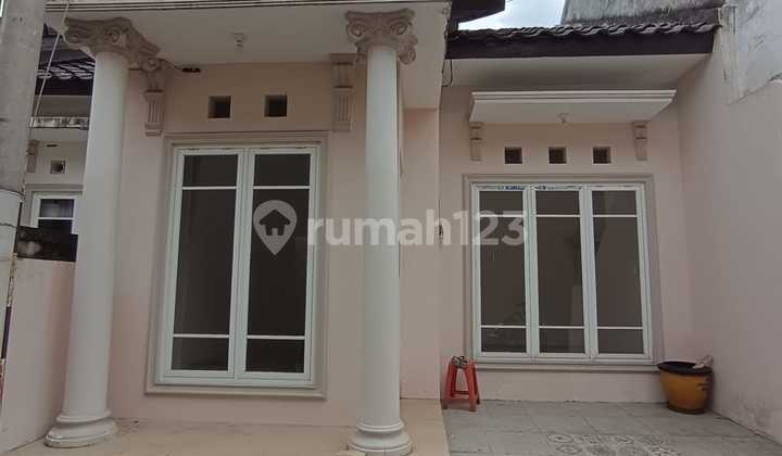Rumah Minimalis Dalam Perumahan One Gate System Siap Huni