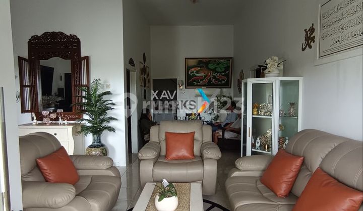 Dijual Cepat Rumah Gaya Modern Minimalis Full Furnished di Dalam Perumahan 2