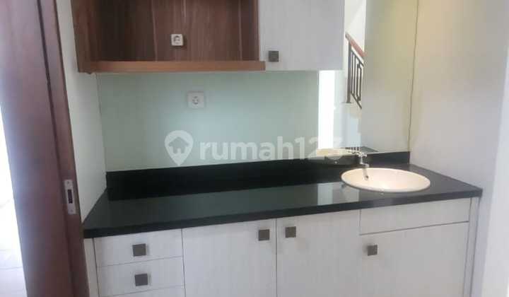 Dijual Rumah Luxmore, Greenwich Bsd - Semi Furnished 2