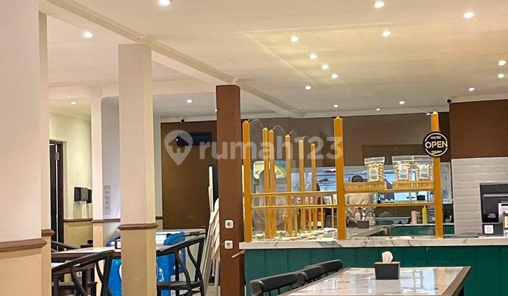Disewakan Rumah Pinggir Jalan Raya Area Menteng Jakarta Pusat Ramai Cocok Resto,cafe,klinik,kantor 2