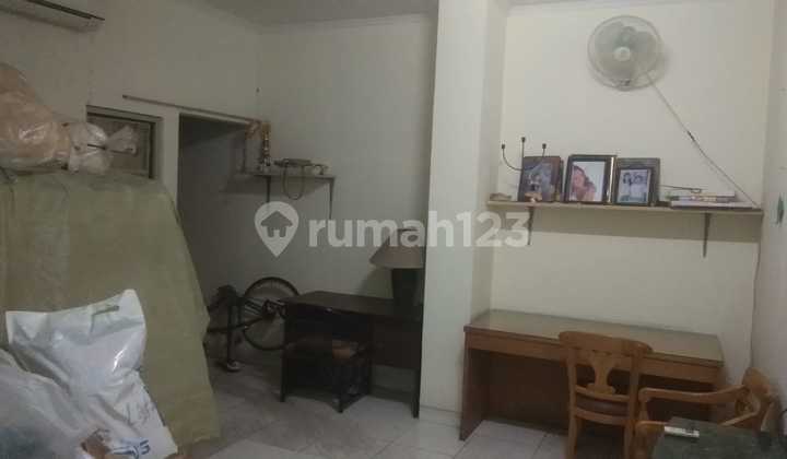 Jual Rumah Taman Sari Jakarta Barat 4 Lantai Jalan Lebar 2