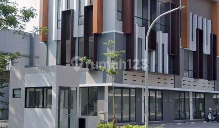 NEW 3-STOREY SHOPHOUSE FOR RENT, STRATEGIC LOCATION NEXT TO CAMPUS!!! NEW 3-STOREY SHOPHOUSE FOR RENT, STRATEGIC LOCATION NEXT TO CAMPUS!!!