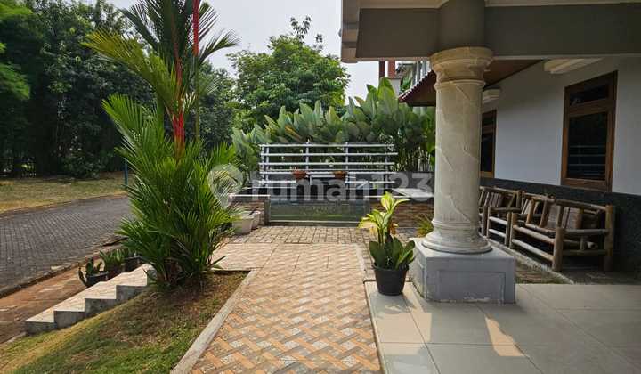 Spacious &amp; Lush House with Swimming Pool in Kemang Pratama Regency, Bekasi. 2