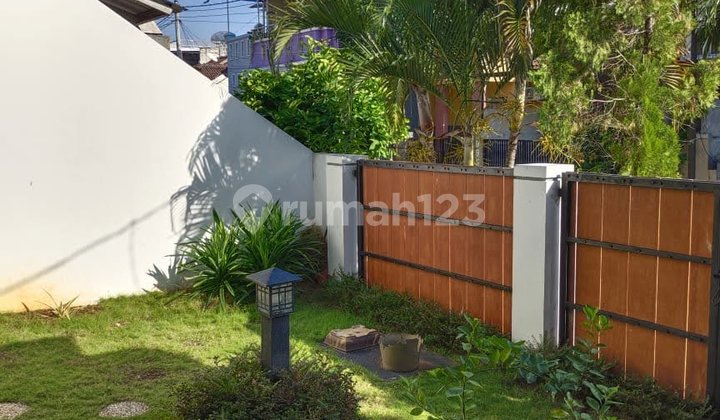 Nice 1.5-Storey House Ready to Occupy at Bulevar Hijau, Kota Harapan Indah, Bekasi 2