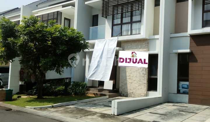 2-Storey House in Burgundy Cluster, Sumarecon Bekasi 2