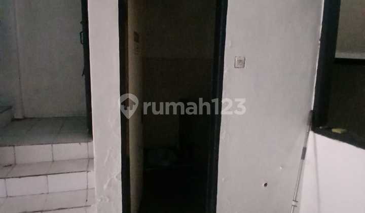 3-Storey Shop House in Kranji, Bekasi 2