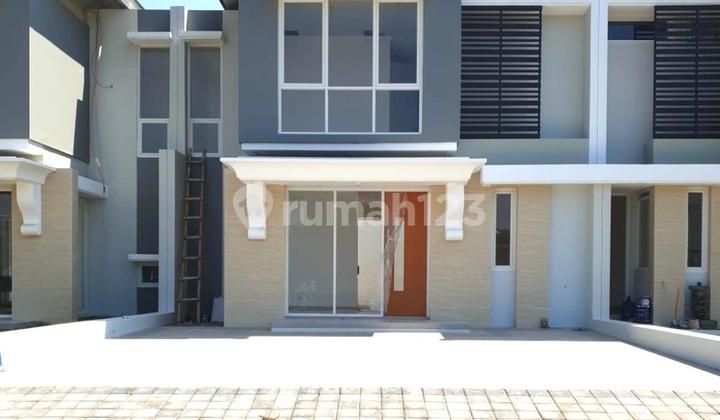 Nice House for Sale near Uptown Mall 1