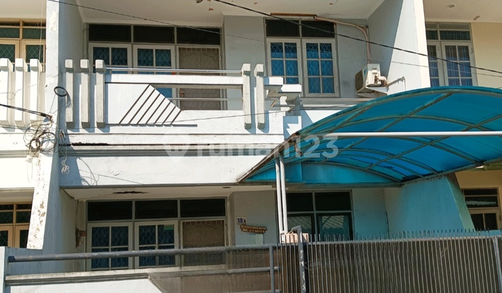 Rumah Taman Ratu Dekat Tanjung Duren (b.u)