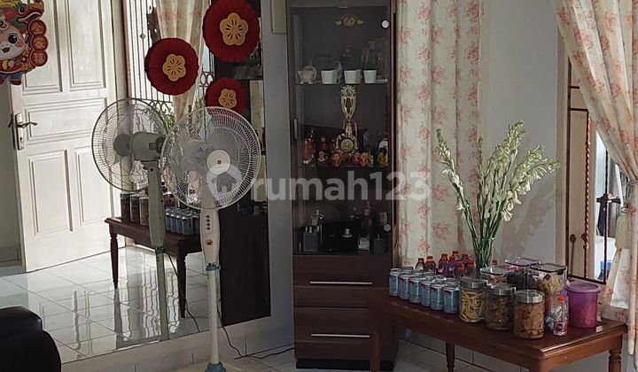 Rumah Taman Ratu Taman Cosmos 2