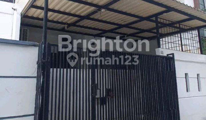 Rumah Green Ville 6X15 3Lantai Murmer