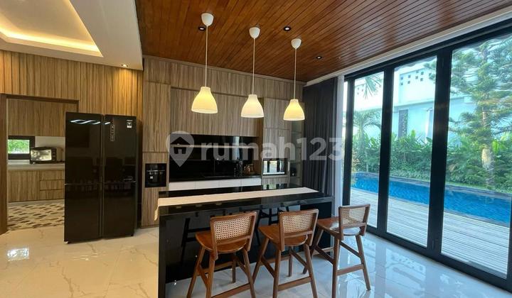 Villa Baru Siap Huni Dengan View Citylight Dan Ocean
