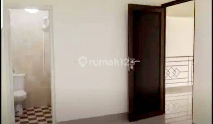 Dijual rumah cantik 3 lantai di Taman Chrysan 1 BSD Siap Huni dekat KRL Rawabuntu dan Tol BSD 2