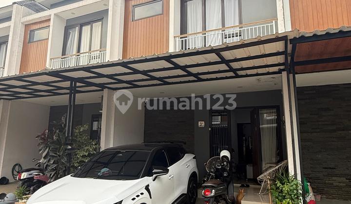 For Rent 2-Story House in a Cluster in Pamulang For Rent 2-Story House in a Cluster in Pamulang