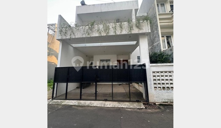 Disewakan Rumah dalam cluster FULL FURNISHED Di Kebagusan Jakarta Selatan