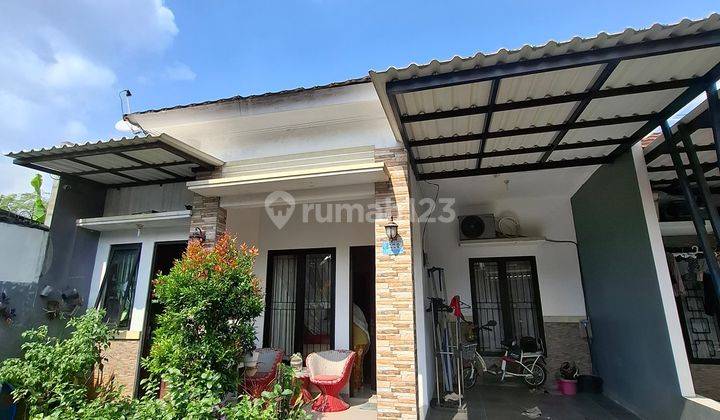 Disewakan Rumah Cluster Full Furnished SIAP HUNI!!  Lokasi strategis dekat dengan pintu tol Kukusan dan pusat perbelanjaan Superindo!! 1
