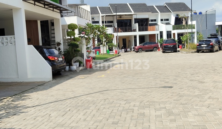 Rumah Ready Dekat Toll Lippo Karawaci Rumah Bagus SHM di Perumahan Aryana Karawaci, Jl. Parigi, Suka Bakti, Curug, Tangerang, Banten, Indonesia, 15810, Karawaci