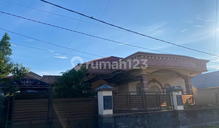 Rumah Simpang Empat, Tanah Bumbu Bagus Furnished SHM 1