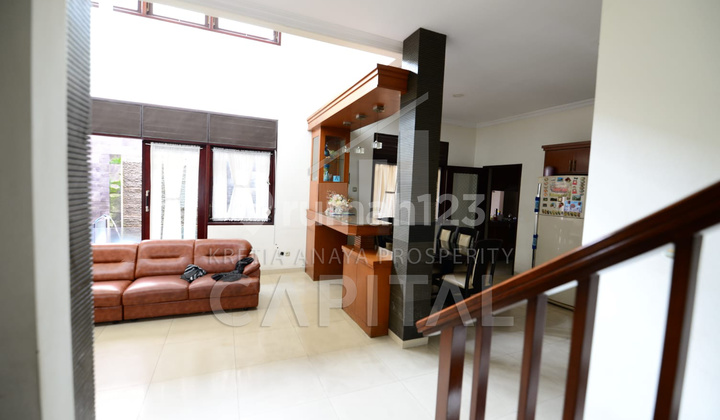 Rumah di Sayap Pasteur 2