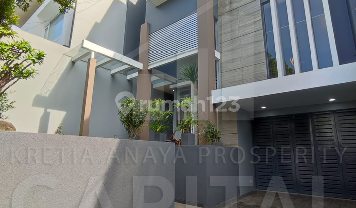 Rumah Minimalis Lux Di Setraduta Bagus