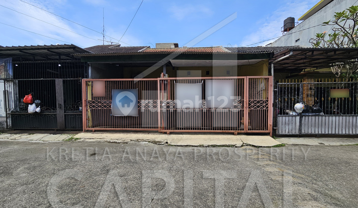 JUAL CEPAT!!BEST PRICE Rumah di Taman Holis Indah