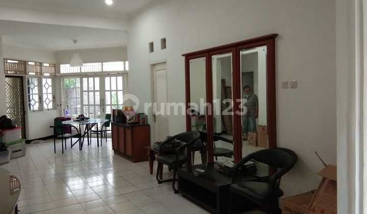 Dijual Rumah Cantik Siap Huni di Bsd Tangerang Selatan