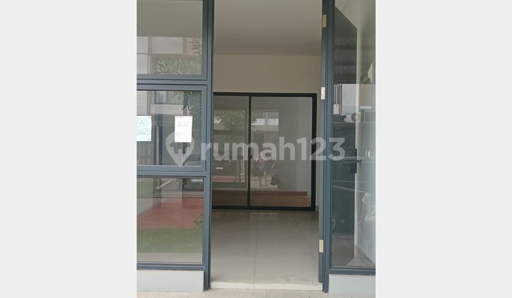 Disewakan Rumah Siap Huni, Hoek Strategis Yuticha Bsd, Tangerang Disewakan Rumah Siap Huni, Hoek Strategis Yuticha Bsd, Tangerang