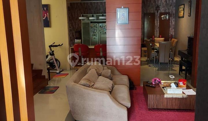 * Dijual Rumah Furnished*Di Perumahan De Latinos BSD, Serpong, Tangerang Selatan Lokasi Dekat Eka Hospital dan Pasar Modern BSD