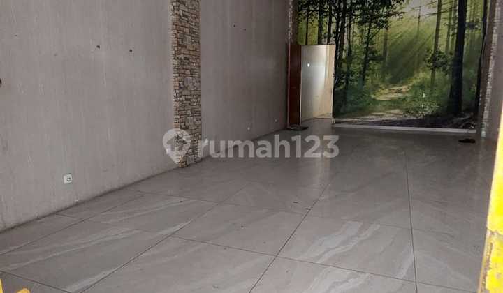 Dijual/Sewa Ruko 3 Lantai di Season City Harga Terjangkau dan Ada Basement Dijual/Sewa Ruko 3 Lantai di Season City Harga Terjangkau dan Ada Basement