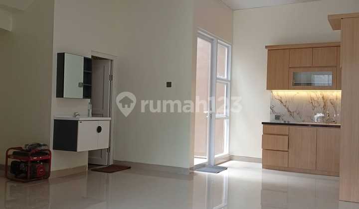 Di Jual Segera Rumah Greenwich Park Bsd Cluster Whelford Rumah Hoek Lokasi Dekat Akses Tol dan Stasiun Kereta Di Jual Segera Rumah Greenwich Park Bsd Cluster Whelford Rumah Hoek Lokasi Dekat Akses Tol dan Stasiun Kereta