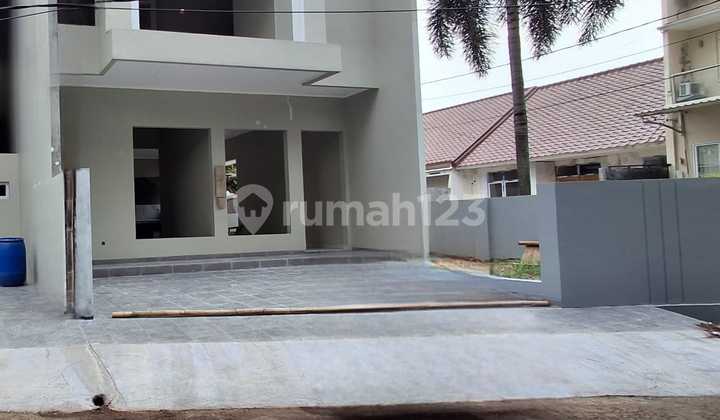 Di Jual Rumah Baru 2 Lantai Hook Villa Melati Mas Serpong