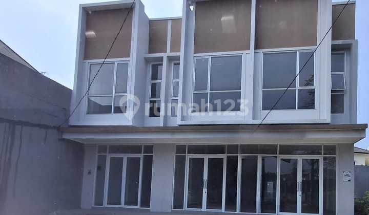 For Quick Sale: New 2-Story Shop House Facing Main Road in Villa Melati Mas Residence, Jelupang, North Serpong, South Tangerang. 2
