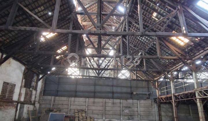 Land & Warehouse in Gunung Sahari, Central Jakarta, Strategic Location Facing the Road