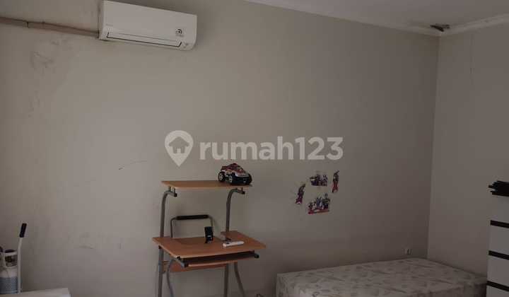 Rumah 2,5 Lantai di Metro Permata - Dekat McDonald's & Taman, Siap Huni 2