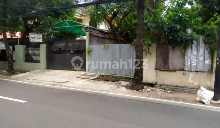 Kavling Komersial 240 Meter Lokasi Strategis di Kemang Timur Raya, Jakarta Selatan