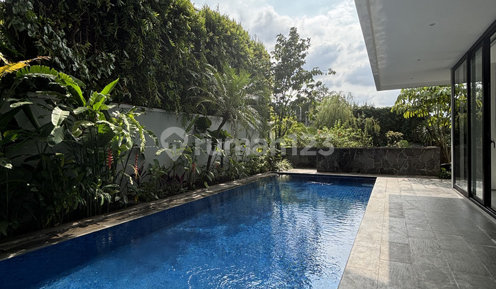 Ready-to-Occupy Resort Concept House in Kemang, South Jakarta