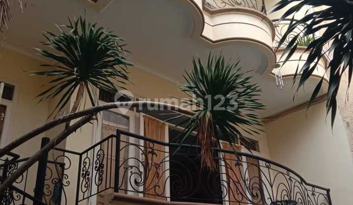 FOR SALE LUXURY READY-TO-OCCUPY HOUSE in PIK1, North Jakarta