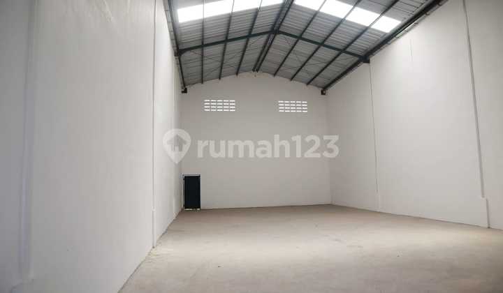 Gudang Baru Type Nemophila - 2 Lantai Include Kantor di Surya Grand Cisoka