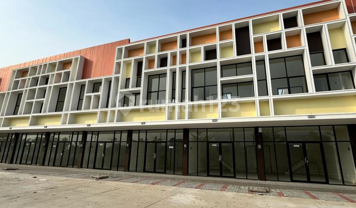 For Sale 2-Story Shophouse Prime Location in Citra Maja Tangerang 2