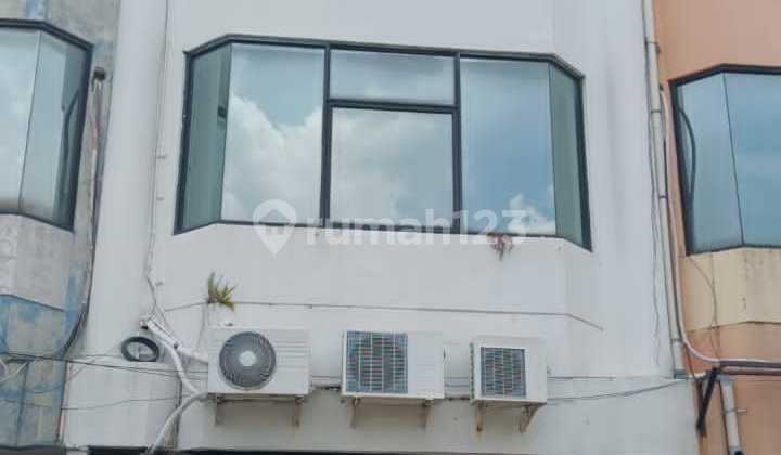 Affordable 3-Story Shop House for Rent Near Toll Access