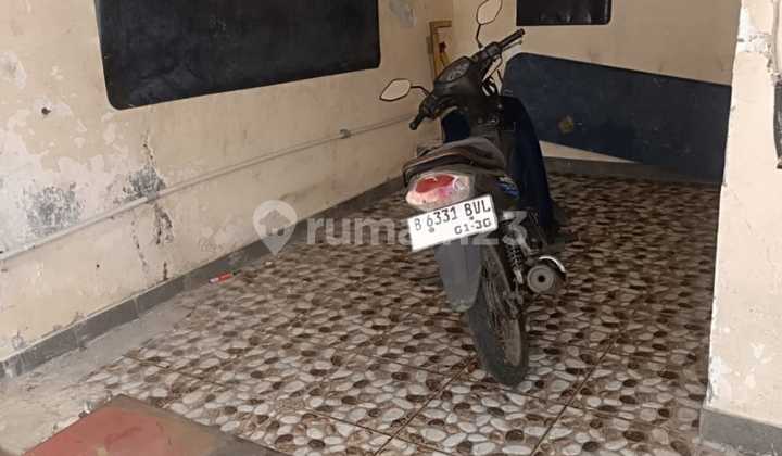 Cheap Sale 3 Bedroom 2 Story House 2