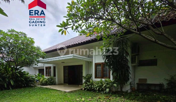 Rumah Asri & Luas Lingkungan Nyaman Aman Rumah Bagus