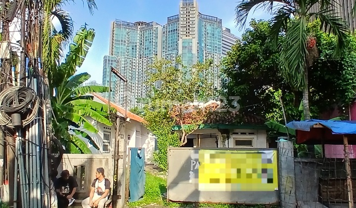 Jual Rumah Tua Hitung Tanah di Belakang Perkantoran Jual Rumah Tua Hitung Tanah di Belakang Perkantoran