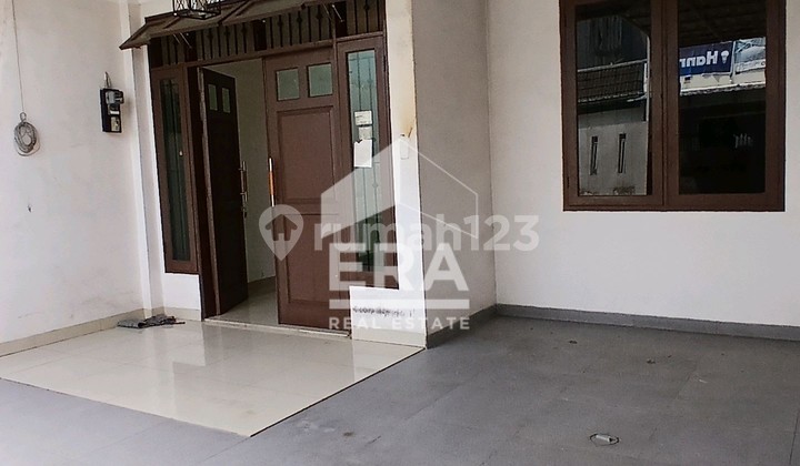 Rumah Disewakan Bagus dan Rapih di Lokasi Startegis