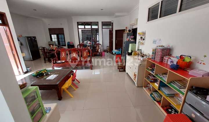 Rumah 3 Lantai Darmo Satelit Utara 2