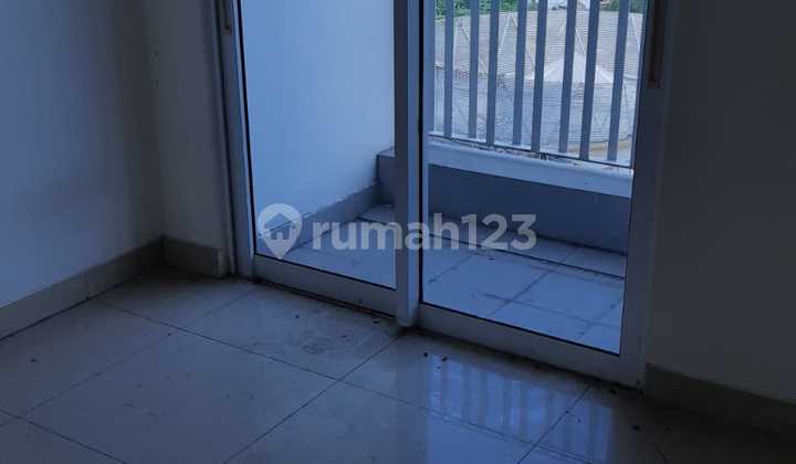 Apartment Grand Sungkono Lagoon Tower Venetian