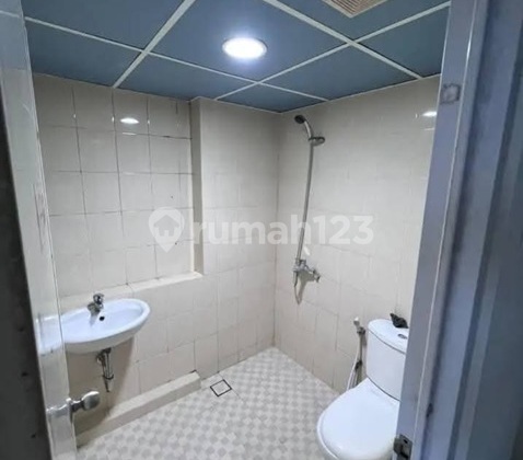 UC Tower Berkeley Apartment