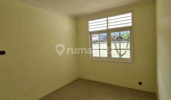 Rumah Darmo Harapan Indah 2