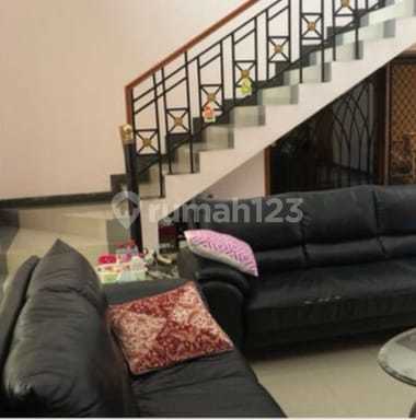 Luxury House Dharmahusada Regency 2