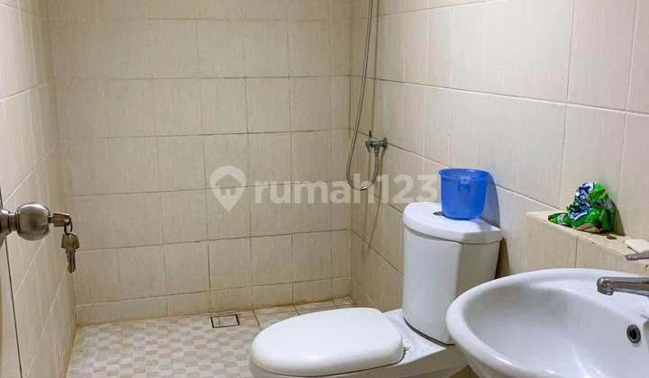 UC Tower Berkeley Apartment